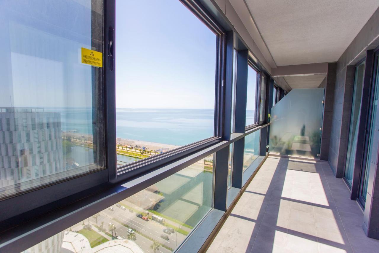 Lamazi View Apartment Batoemi Buitenkant foto